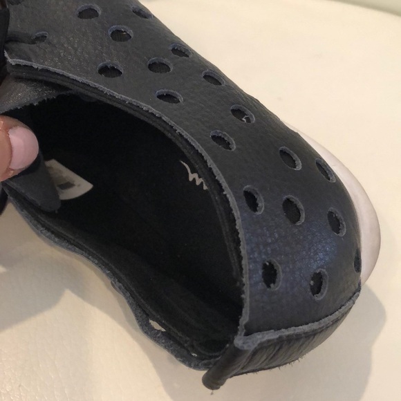 VOLCOM Black “On the Road” Leather Sneaker - Picture 5 of 6